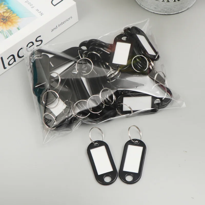 Porte-clés Avec Mousqueton 'PW International' Couleurs